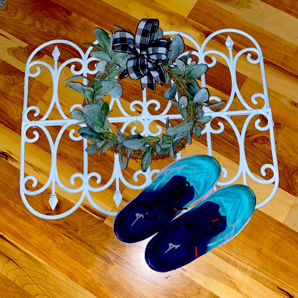 blue/ teal, tennishoes size:9